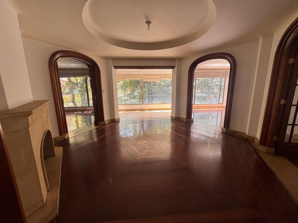 Apartamento En Venta - Los Rosales, Bogotá