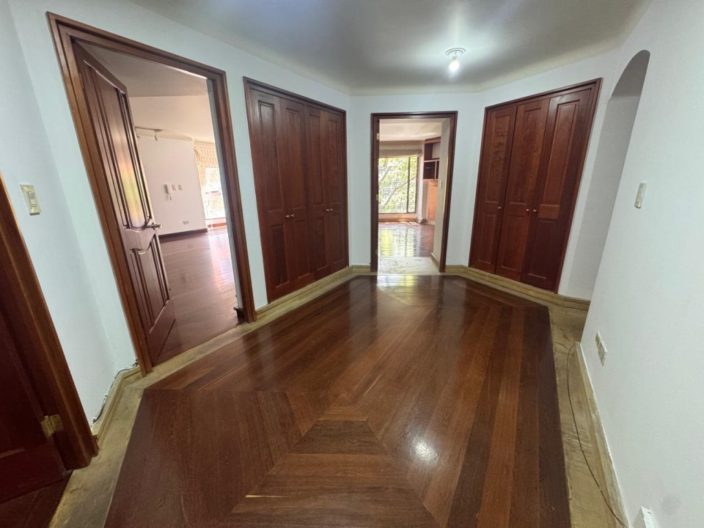 Apartamento En Venta - Los Rosales, Bogotá