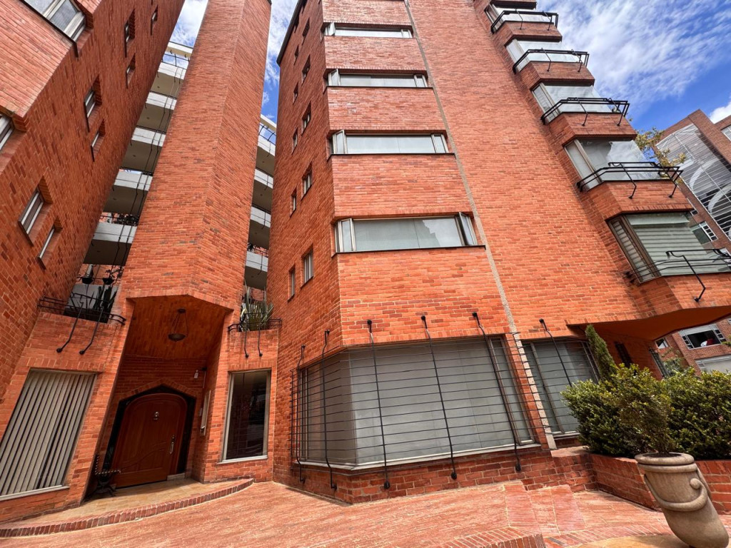 Apartamento En Venta - Los Rosales, Bogotá