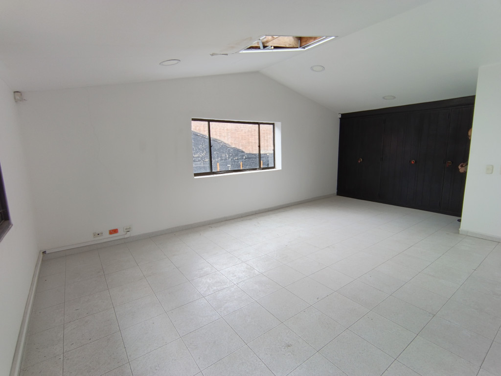Casalotes En Arriendo/Venta - Chicó Reservado, Bogotá