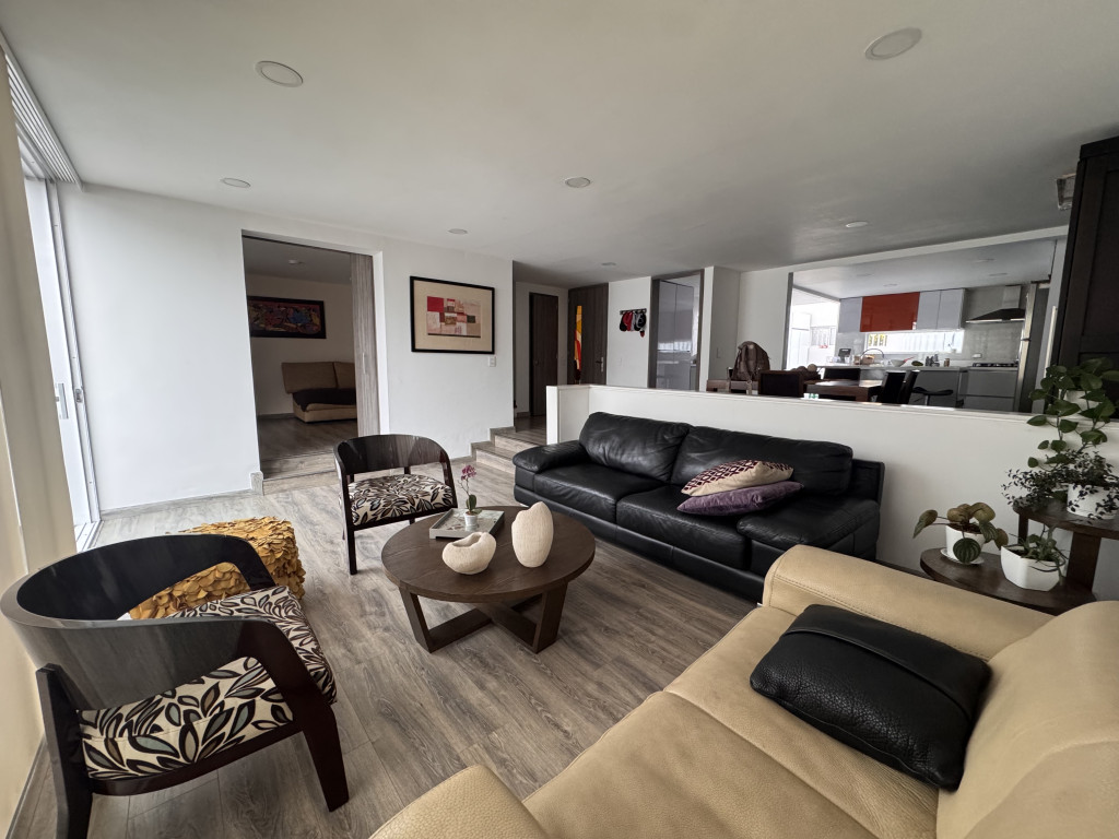 Casa En Venta - Niza, Bogotá