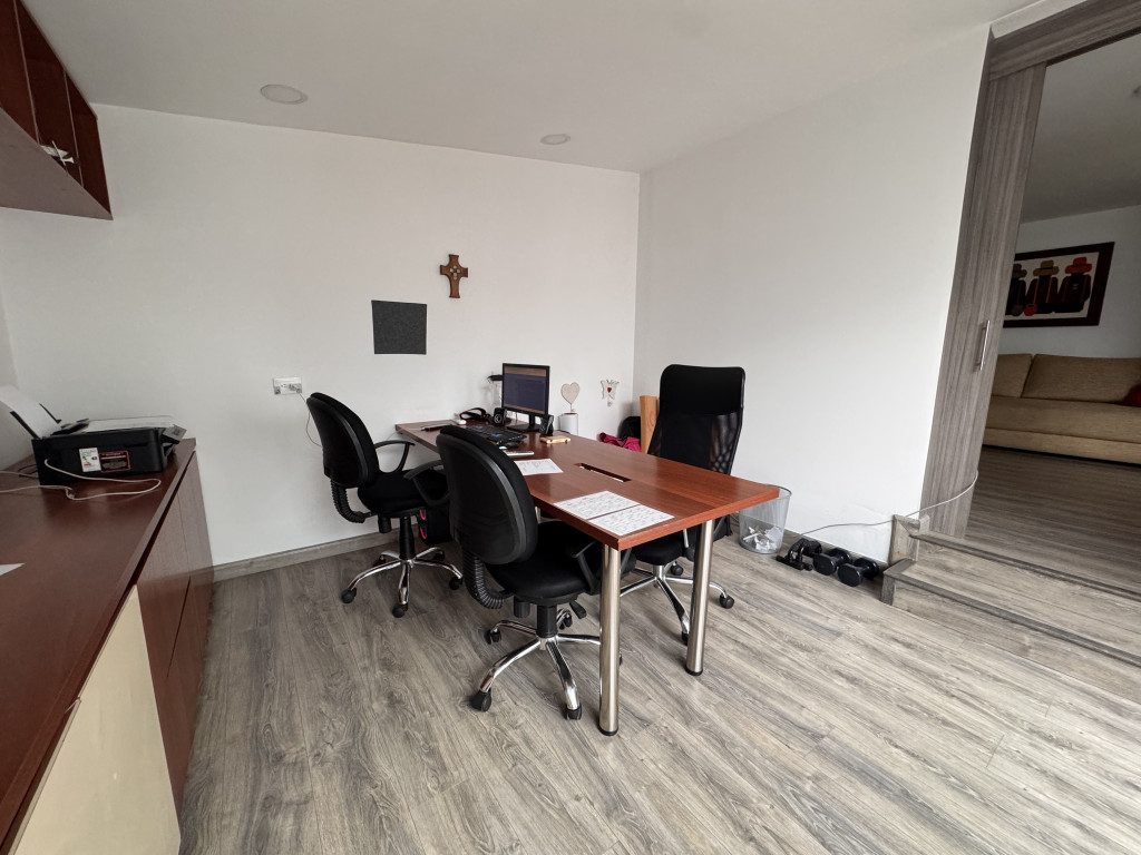 Casa En Venta - Niza, Bogotá