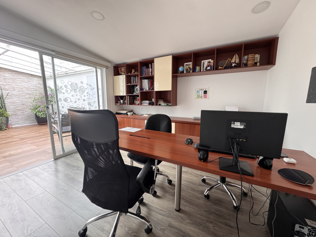 Casa En Venta - Niza, Bogotá