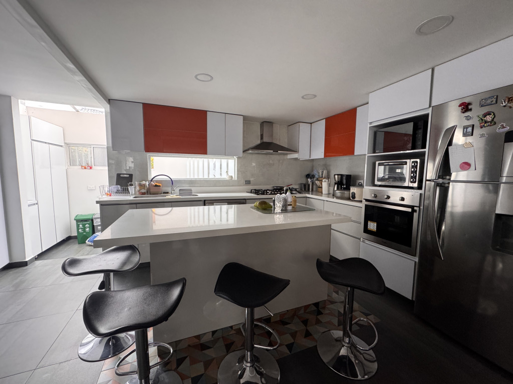 Casa En Venta - Niza, Bogotá