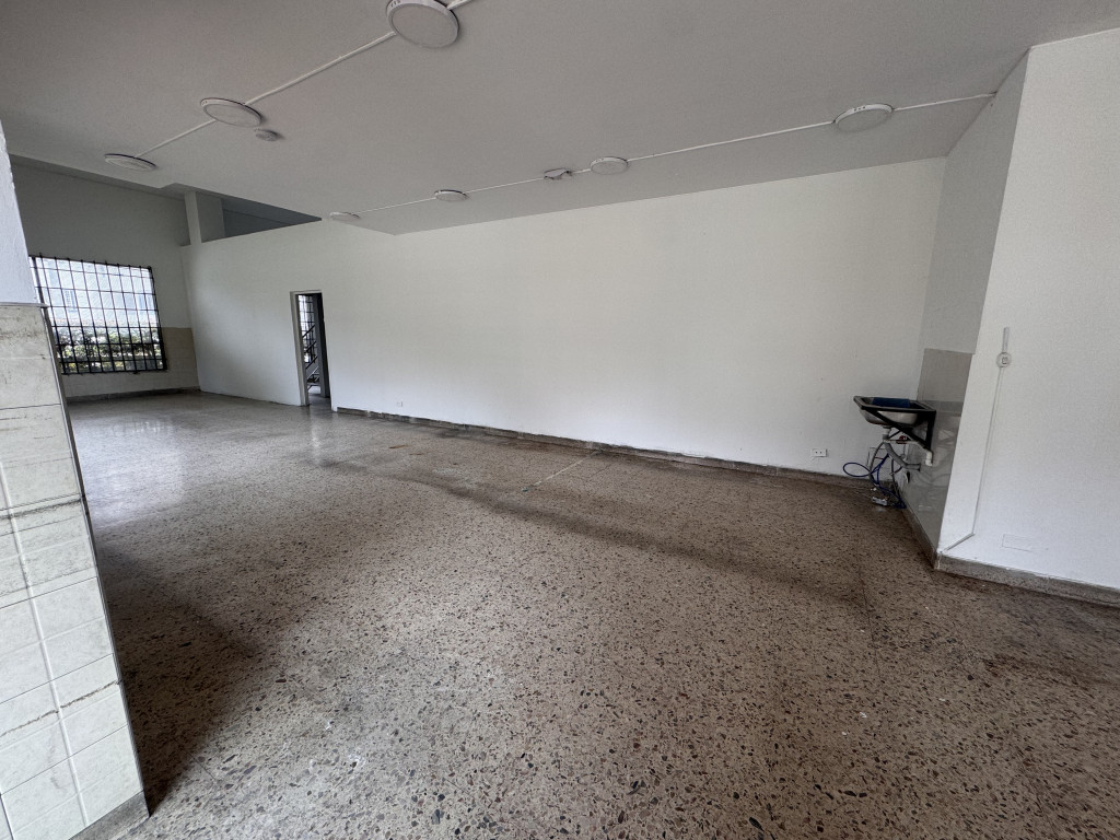 Local En Arriendo - Santa Barbara Central-Usaquén, Bogotá