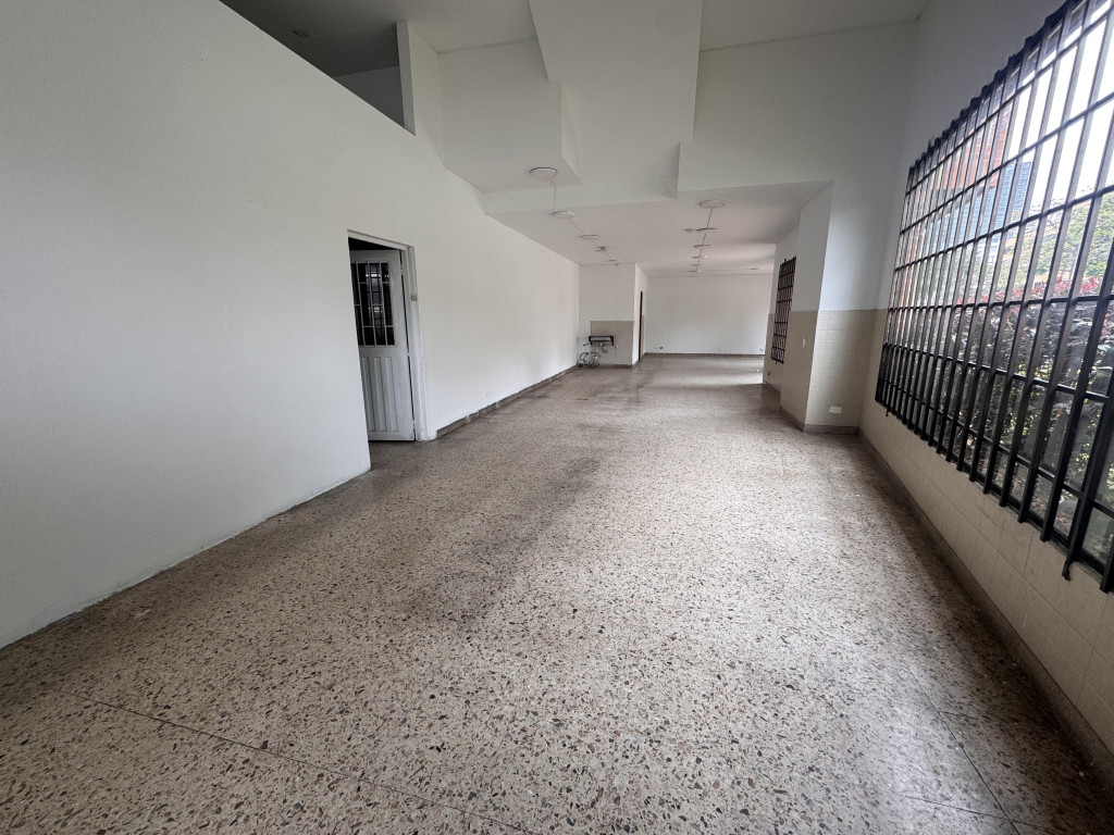 Local En Arriendo - Santa Barbara Central-Usaquén, Bogotá