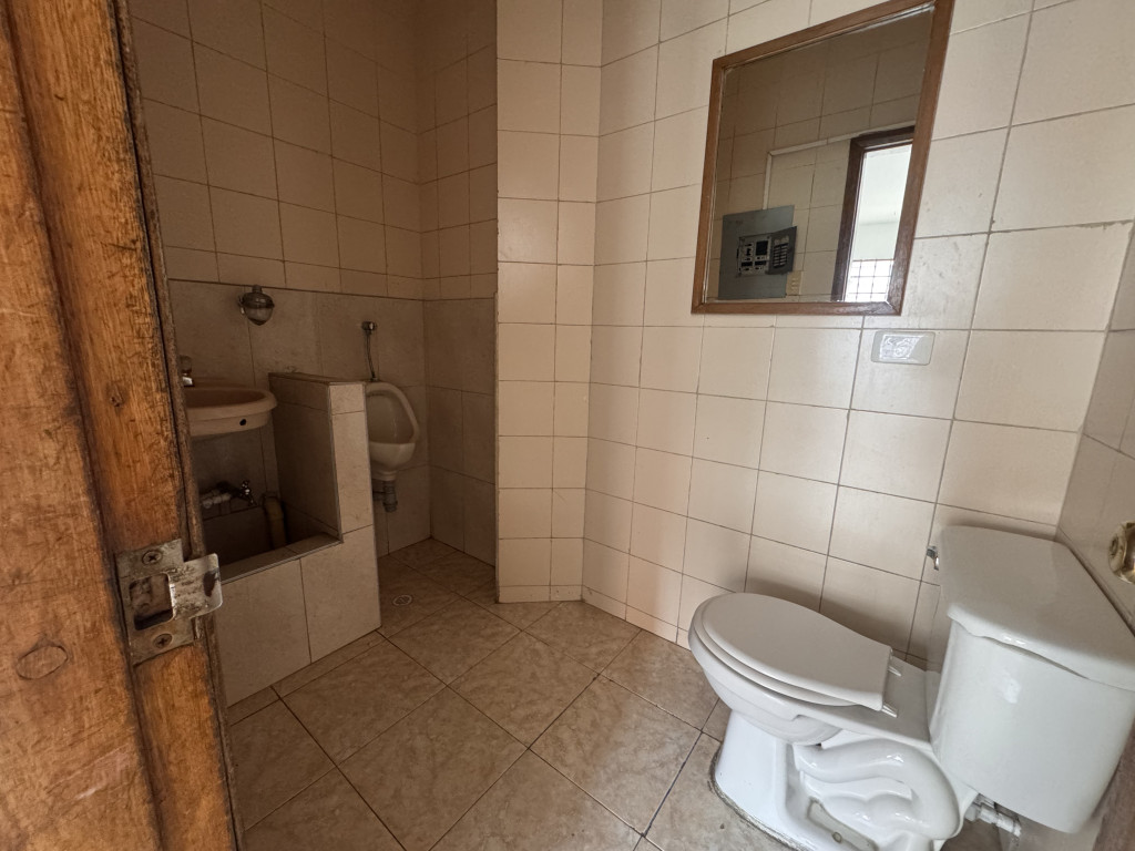 Local En Arriendo - Santa Barbara Central-Usaquén, Bogotá