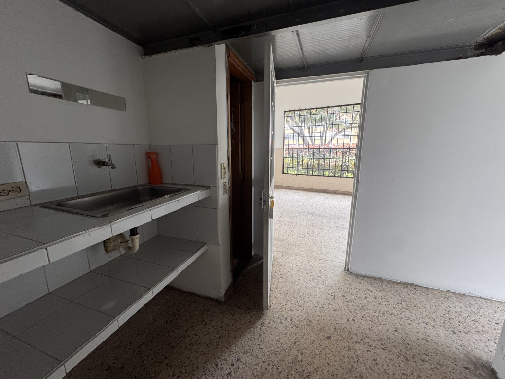 Local En Arriendo - Santa Barbara Central-Usaquén, Bogotá