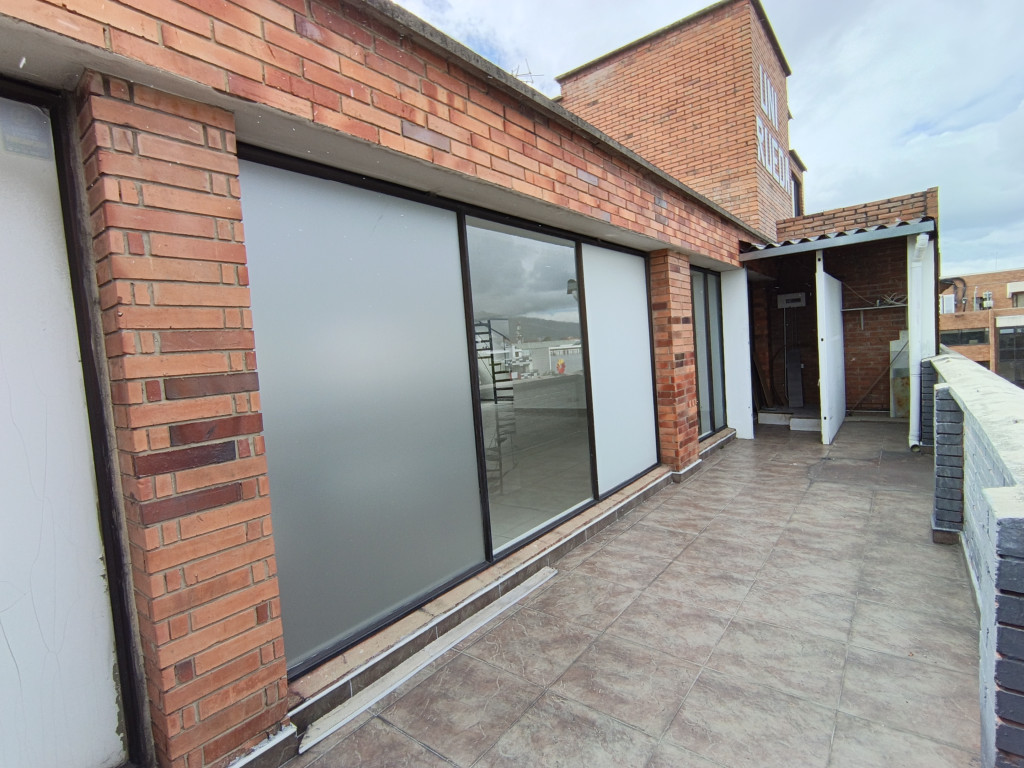 Local En Arriendo - Santa Barbara Central-Usaquén, Bogotá