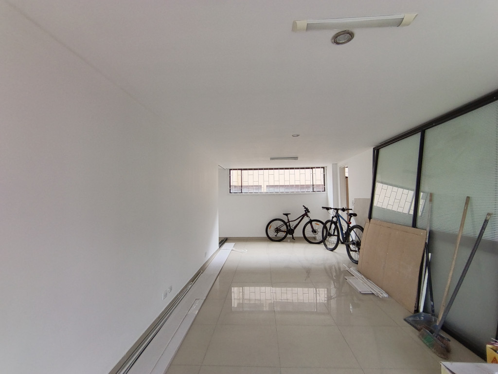 Local En Arriendo - Santa Barbara Central-Usaquén, Bogotá