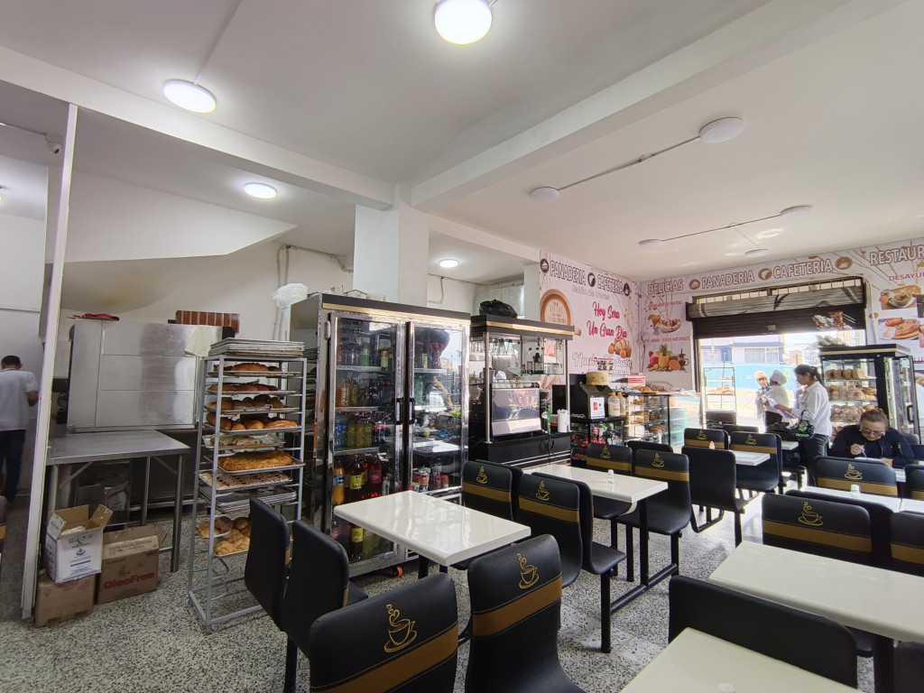 Comercial (Casa Para Comercio) En Venta - Quinta Camacho, Bogotá