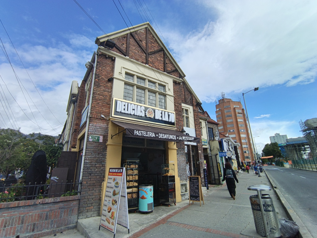 Comercial (Casa Para Comercio) En Venta - Quinta Camacho, Bogotá