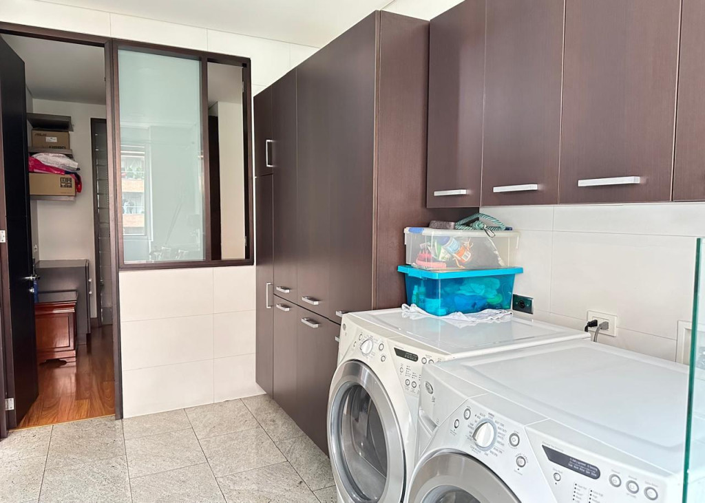 Apartamento En Venta - Los Rosales, Bogotá