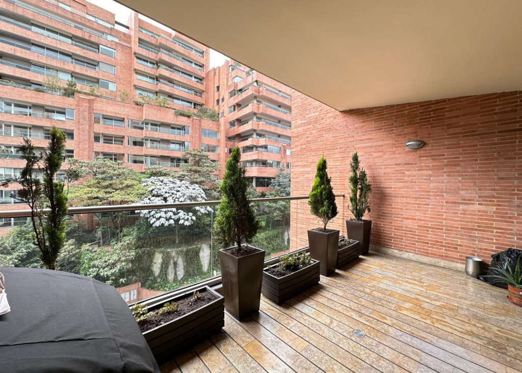 Apartamento En Venta - Los Rosales, Bogotá