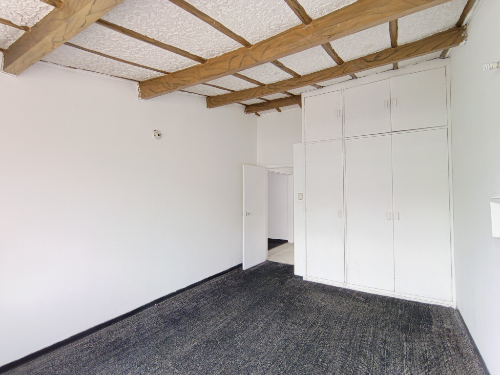 Comercial (Casa Para Comercio) En Venta - San José De Spring, Bogotá