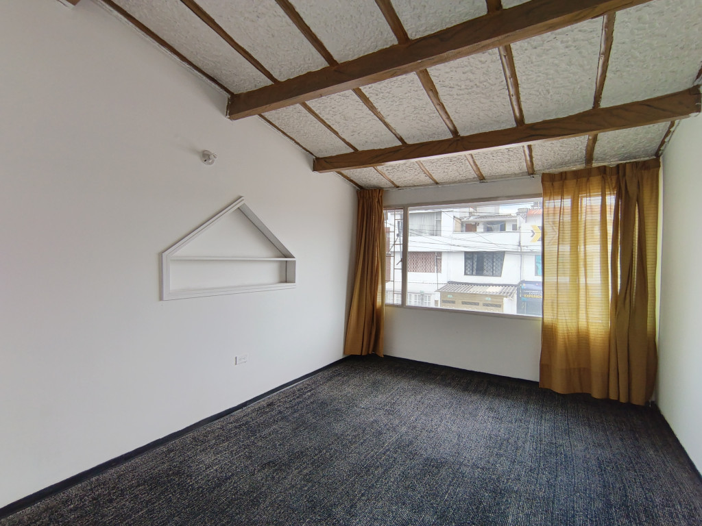 Comercial (Casa Para Comercio) En Venta - San José De Spring, Bogotá