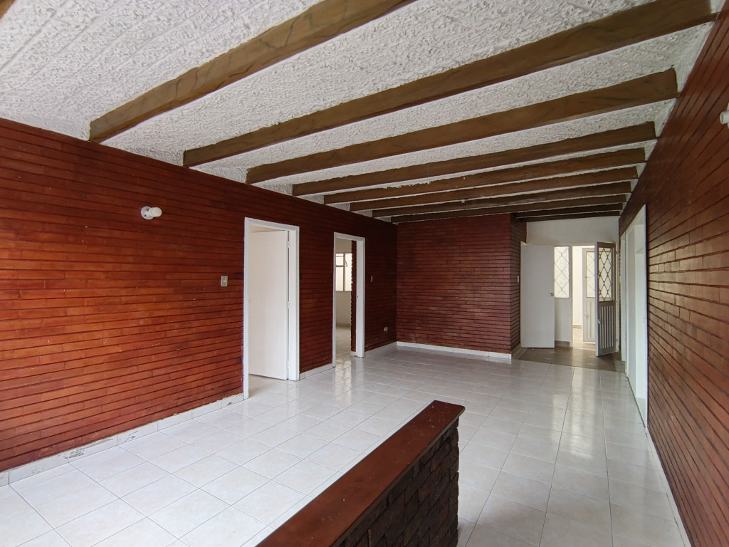 Comercial (Casa Para Comercio) En Venta - San José De Spring, Bogotá
