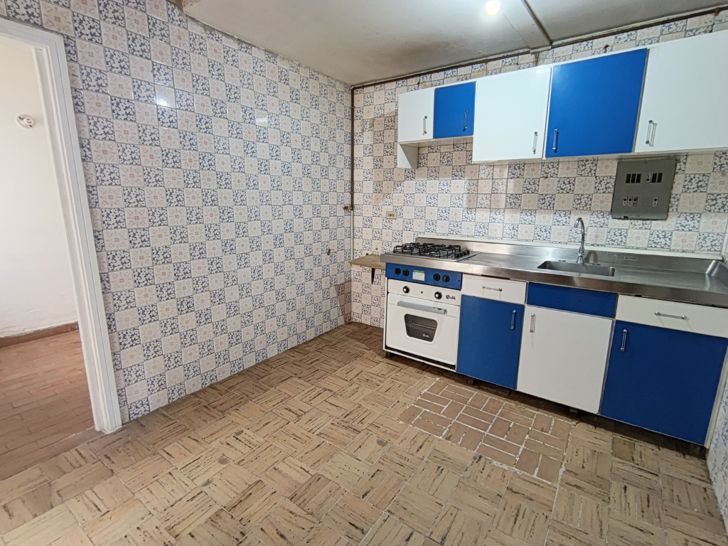 Comercial (Casa Para Comercio) En Venta - San José De Spring, Bogotá