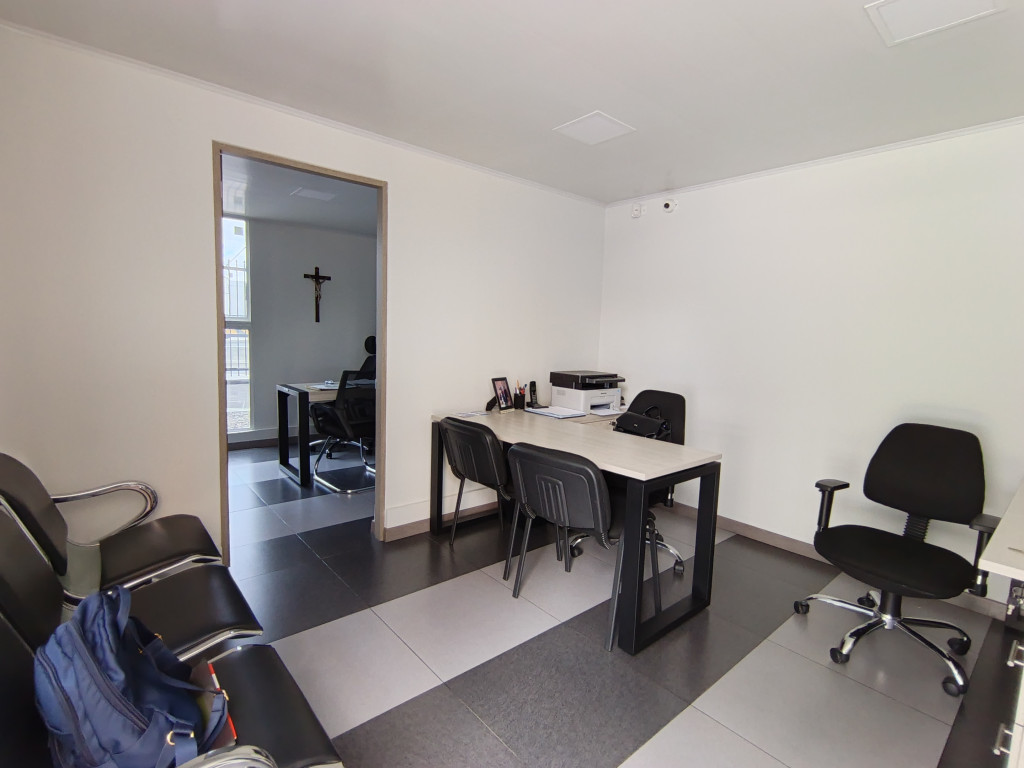 Local En Arriendo - Niza, Bogotá