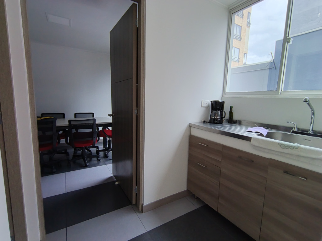 Local En Arriendo - Niza, Bogotá