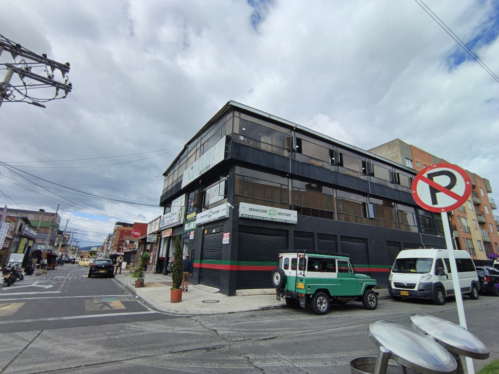 Local En Arriendo - El Toberín, Bogotá