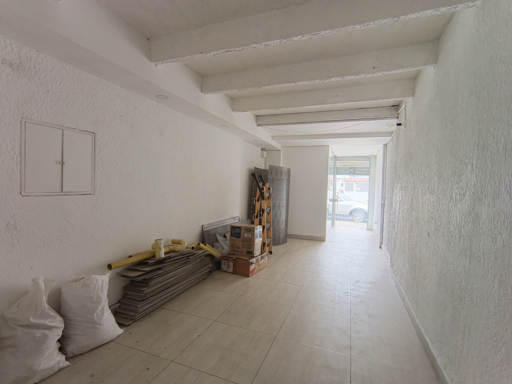 Local En Arriendo - Villa Del Prado, Bogotá