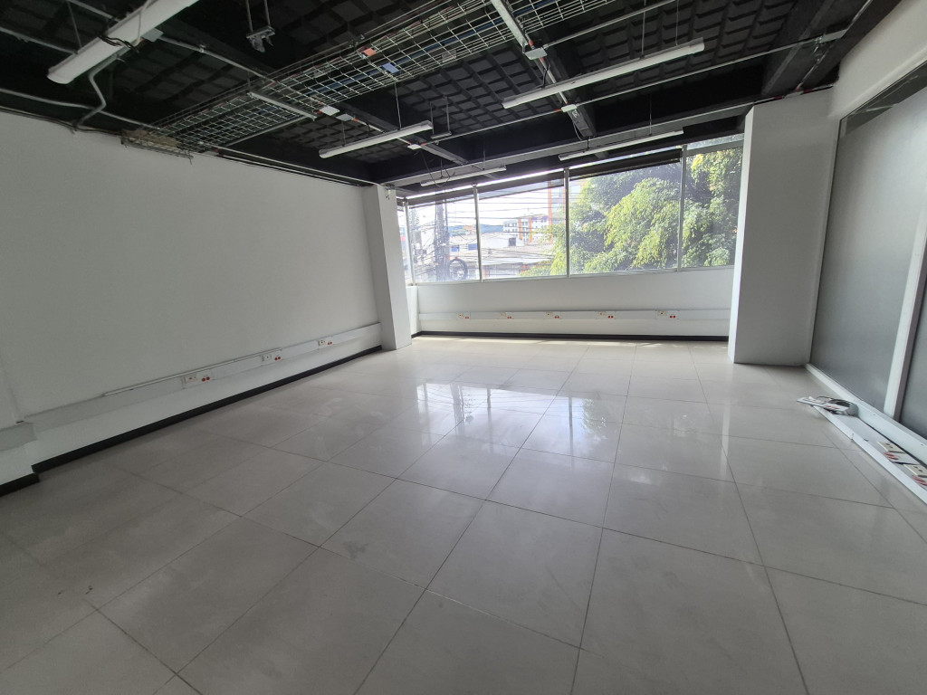 Edificio En Arriendo - La Castellana, Bogotá