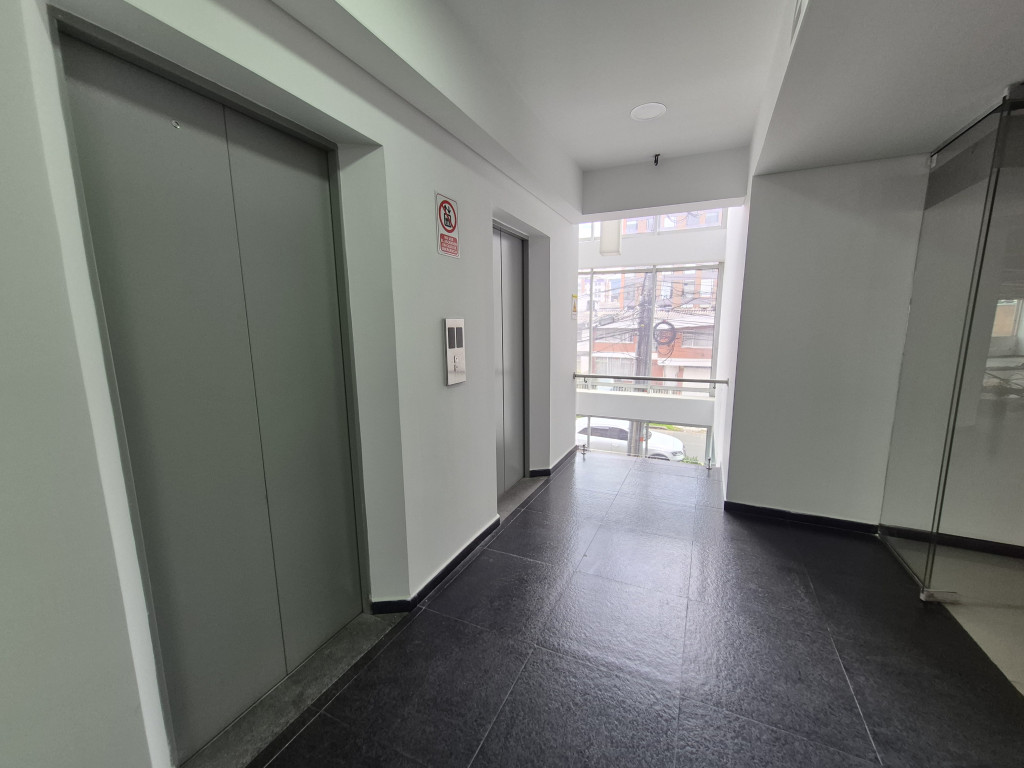 Edificio En Arriendo - La Castellana, Bogotá
