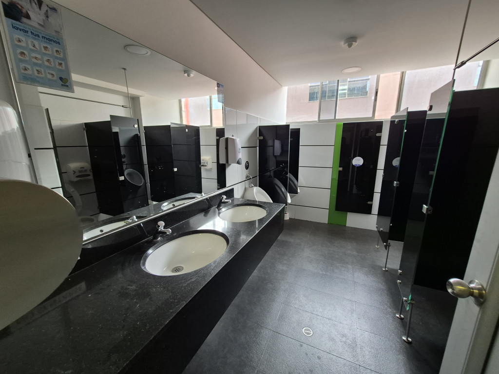 Edificio En Arriendo - La Castellana, Bogotá