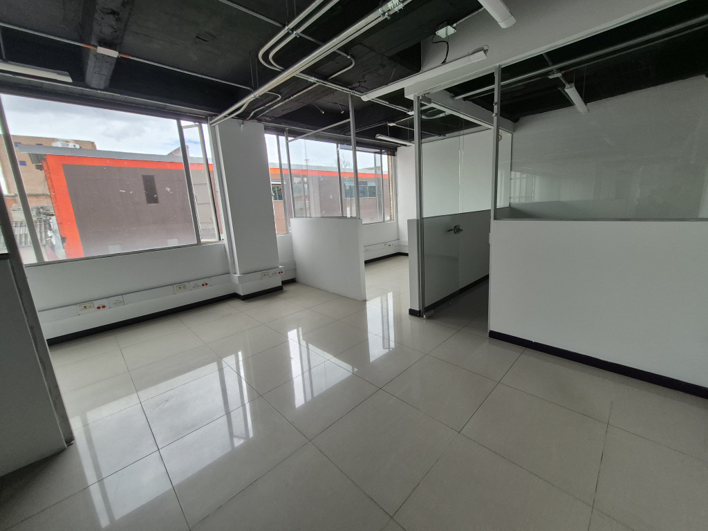 Edificio En Arriendo - La Castellana, Bogotá