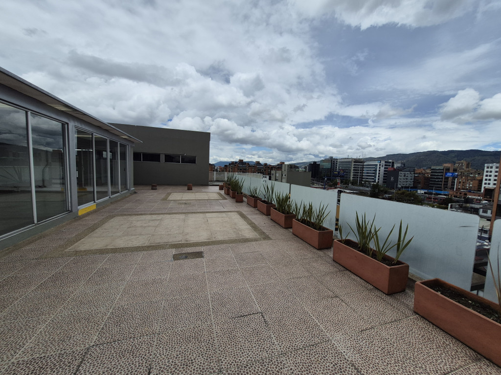 Edificio En Arriendo - La Castellana, Bogotá