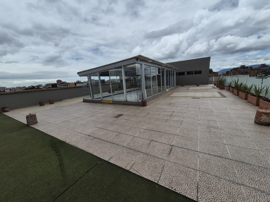 Edificio En Arriendo - La Castellana, Bogotá