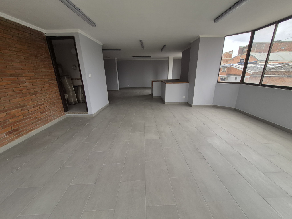 Bodega En Arriendo - Veraguas, Bogotá