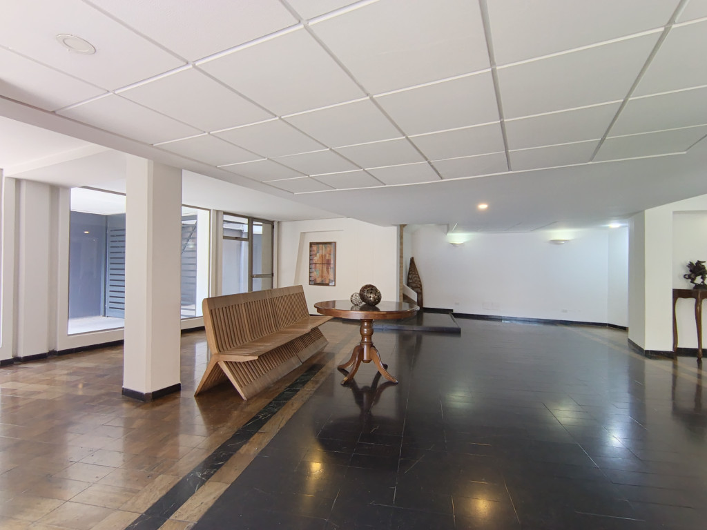 Apartamento En Arriendo - Santa Barbara Occidental-Usaquén, Bogotá