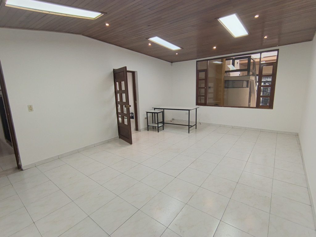 Oficina En Arriendo - La Soledad-Teusaquillo, Bogotá