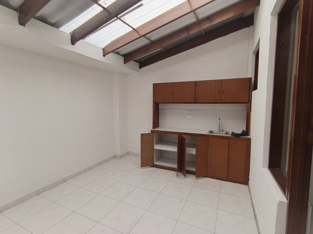 Oficina En Arriendo - La Soledad-Teusaquillo, Bogotá