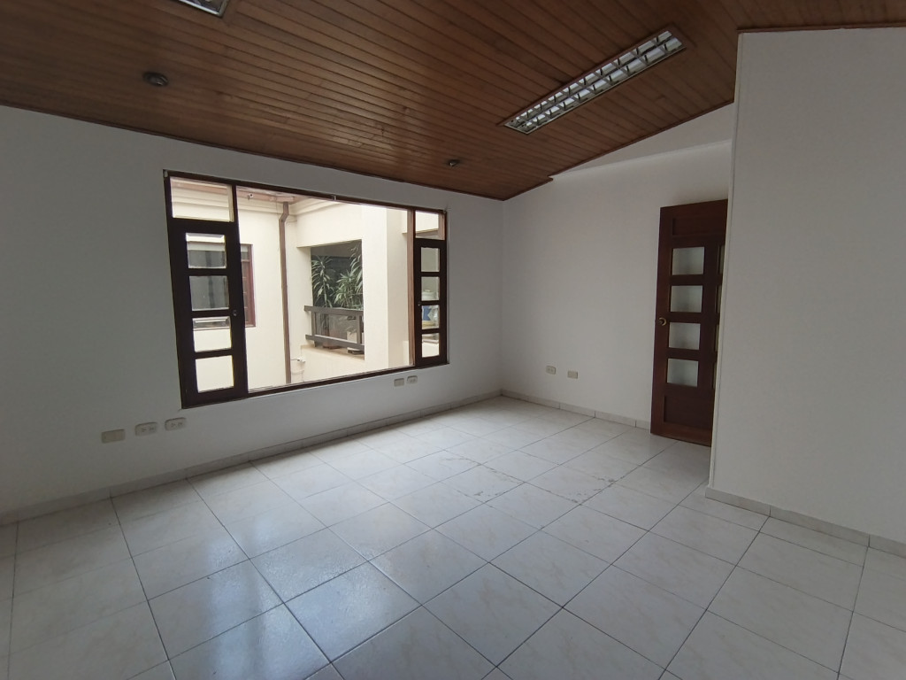 Oficina En Arriendo - La Soledad-Teusaquillo, Bogotá