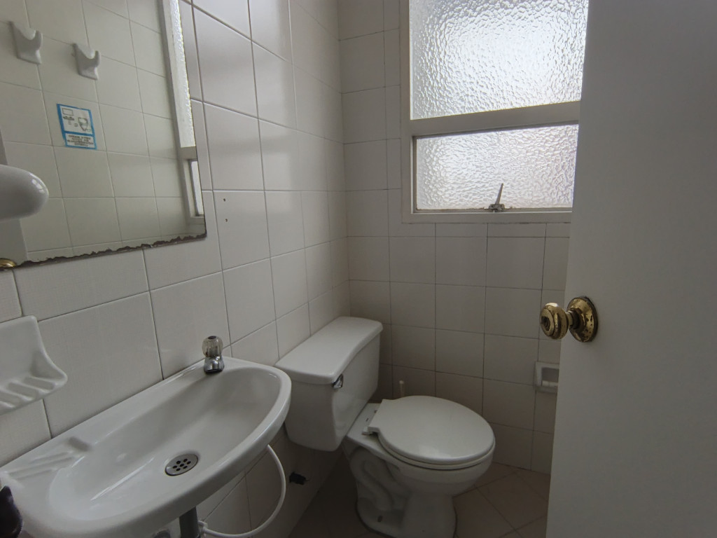 Oficina En Arriendo - La Soledad-Teusaquillo, Bogotá