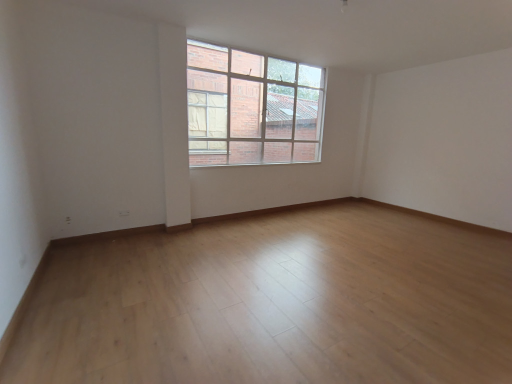 Oficina En Arriendo - La Soledad-Teusaquillo, Bogotá