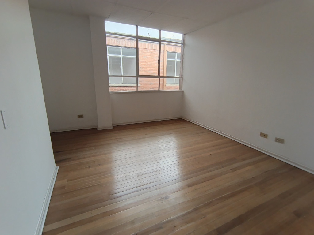 Oficina En Arriendo - La Soledad-Teusaquillo, Bogotá