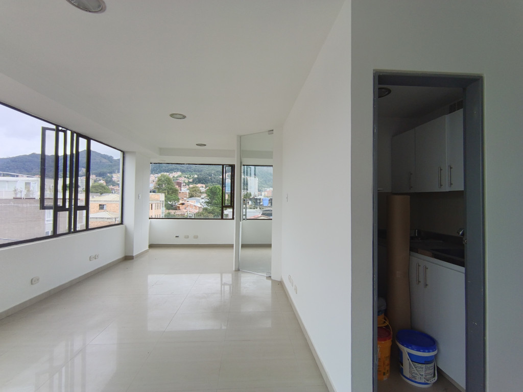 Oficina En Arriendo - La Soledad-Teusaquillo, Bogotá