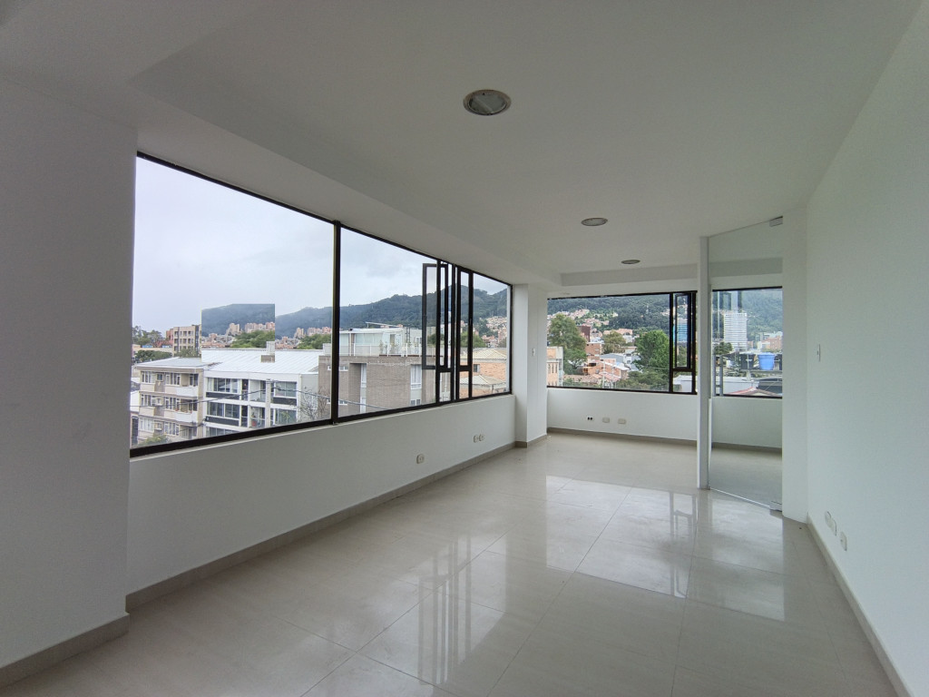 Oficina En Arriendo - La Soledad-Teusaquillo, Bogotá