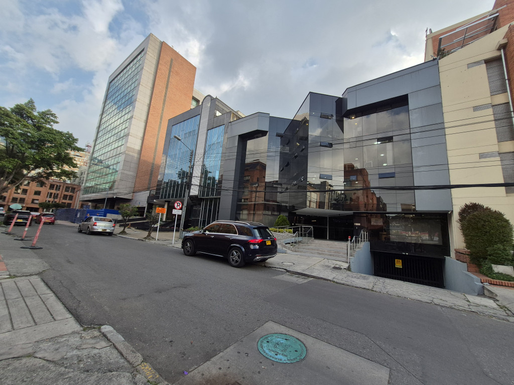 Oficina En Venta - Chicó Norte, Bogotá