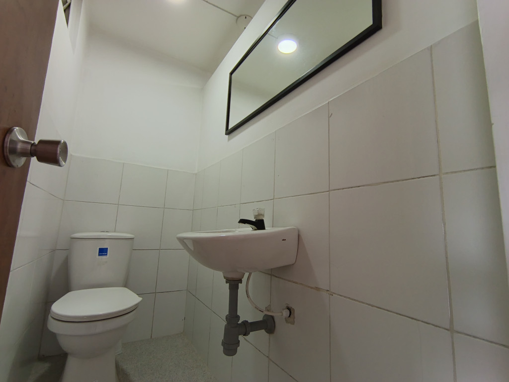 Local En Arriendo - La Esmeralda-Teusaquillo, Bogotá