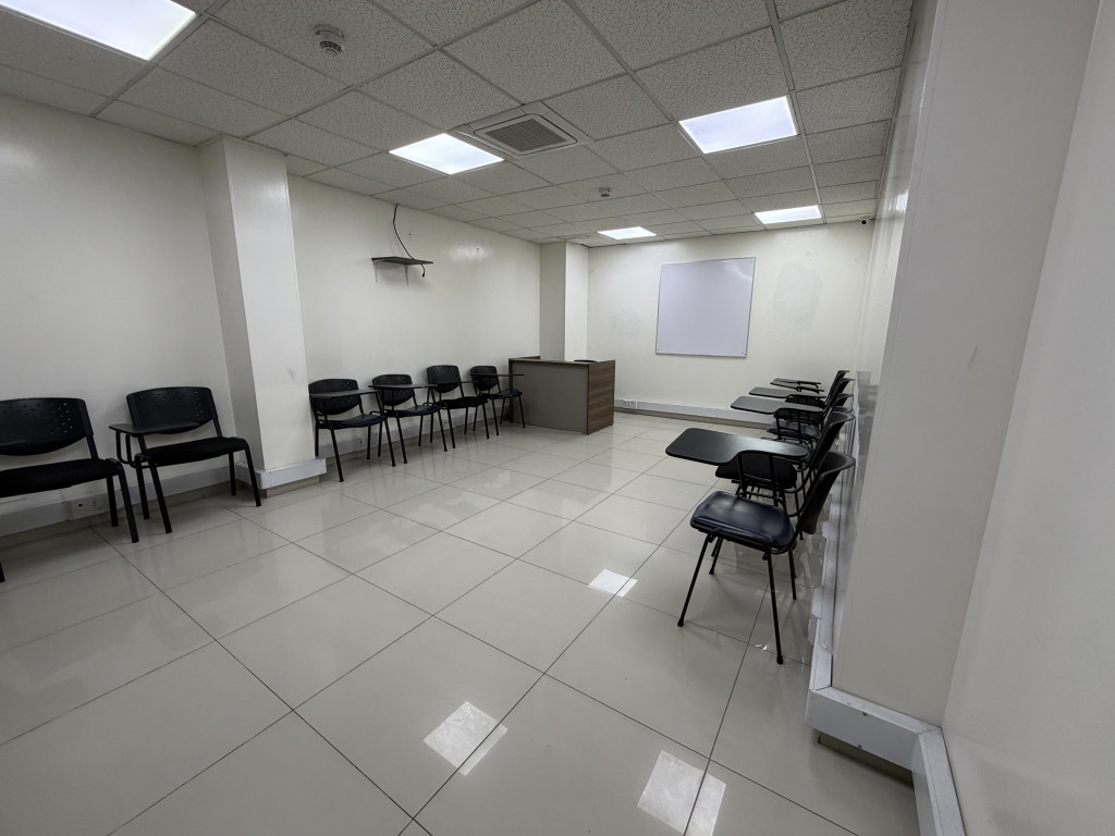 Edificio En Arriendo - Niza, Bogotá