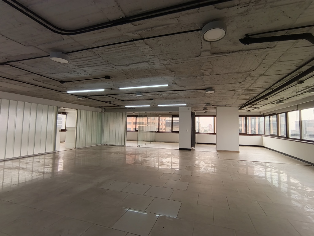 Oficina En Arriendo - Porciúncula, Bogotá
