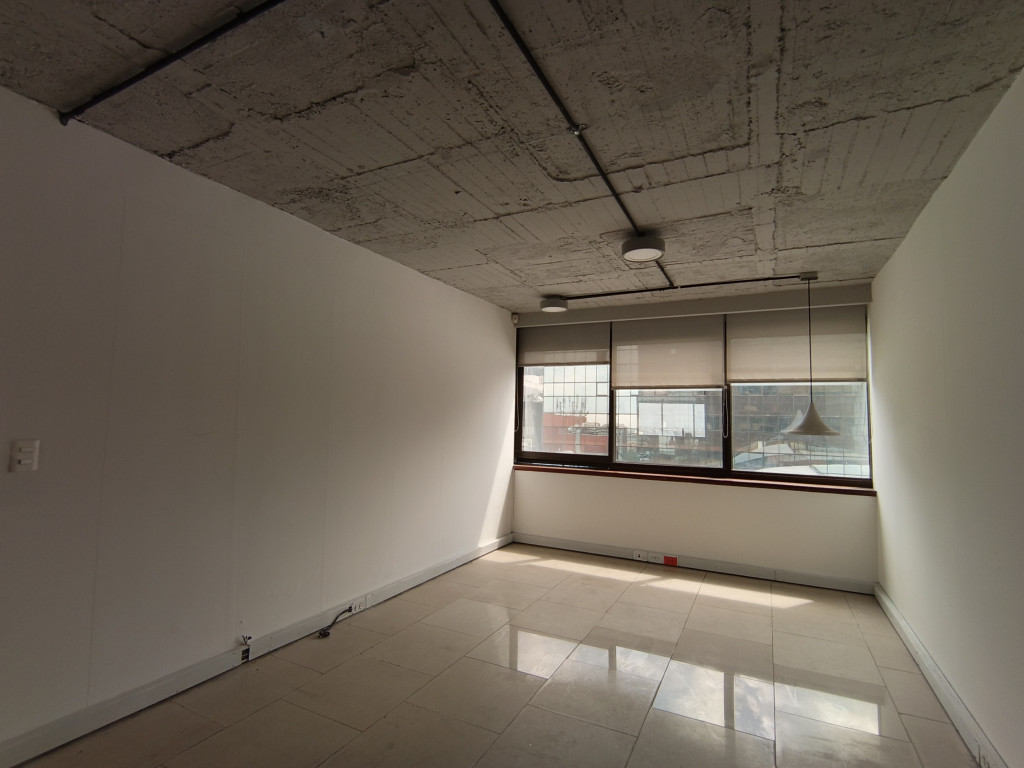 Oficina En Arriendo - Porciúncula, Bogotá