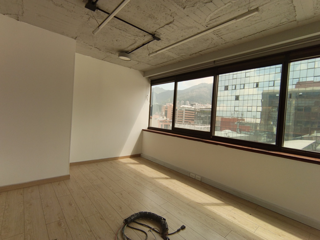Oficina En Arriendo - Porciúncula, Bogotá