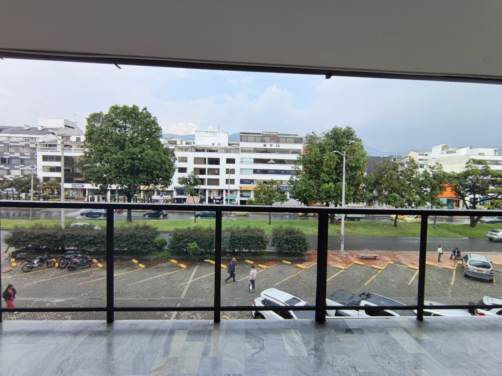 Local En Arriendo - Santa Barbara Occidental-Usaquén, Bogotá