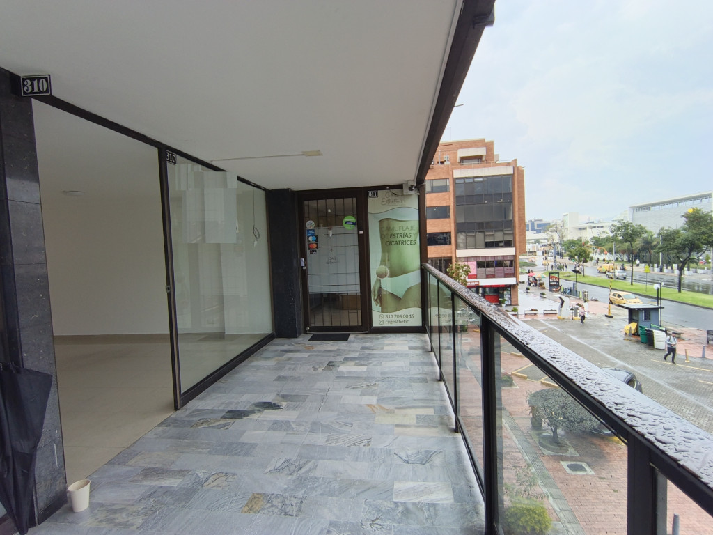 Local En Arriendo - Santa Barbara Occidental-Usaquén, Bogotá
